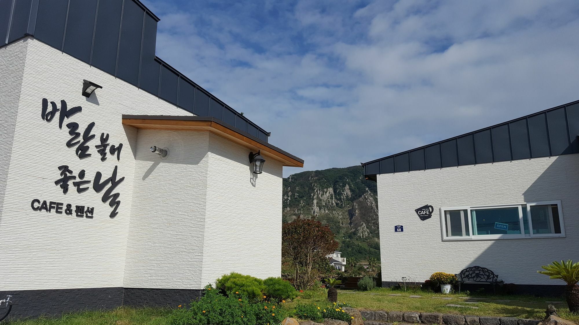 Wind Jeju Cafe & Pension Seogwipo Exterior foto